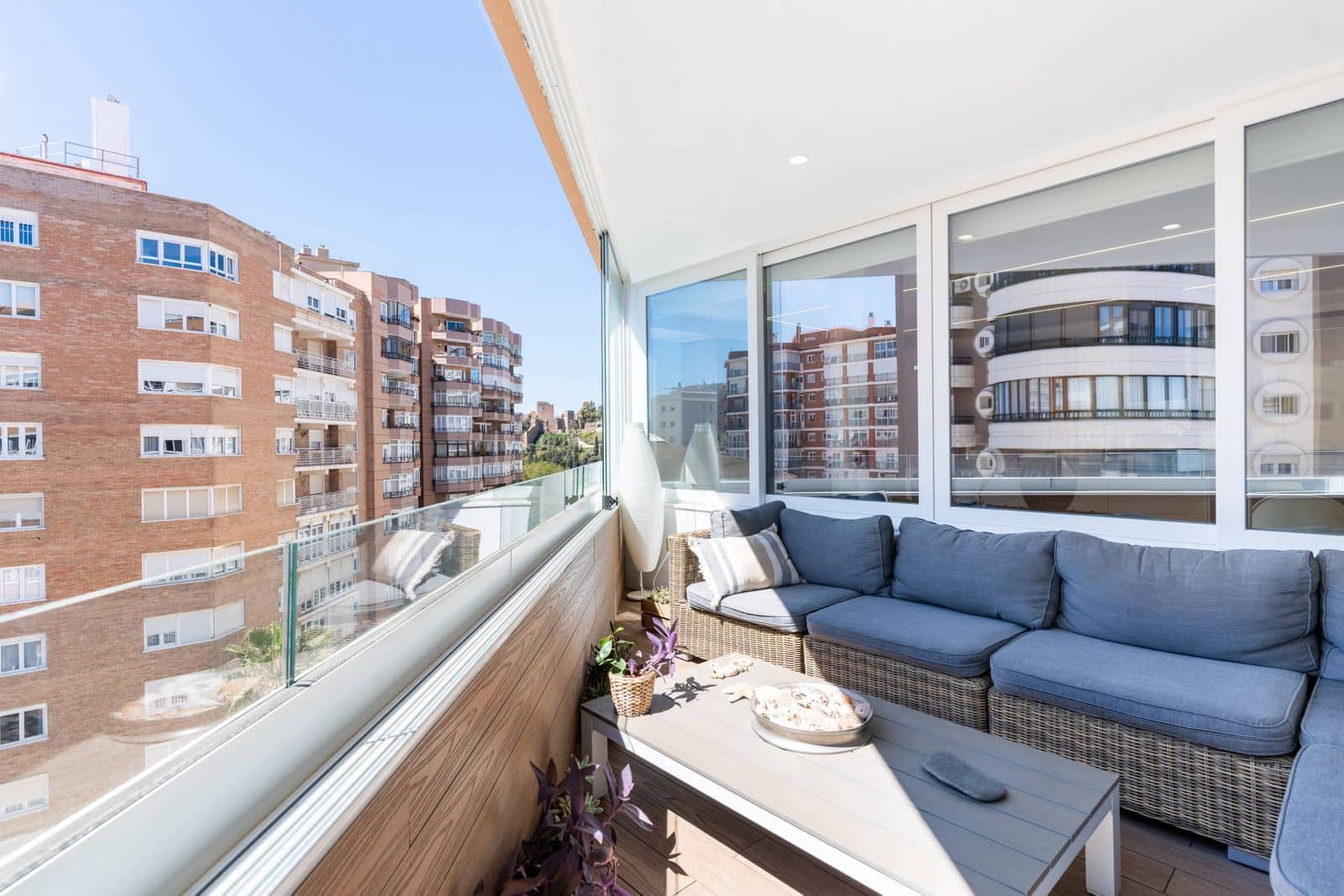 4 slaapkamer Appartement te koop in Malaga stad - € 1.695.000 (Ref: 9878376)