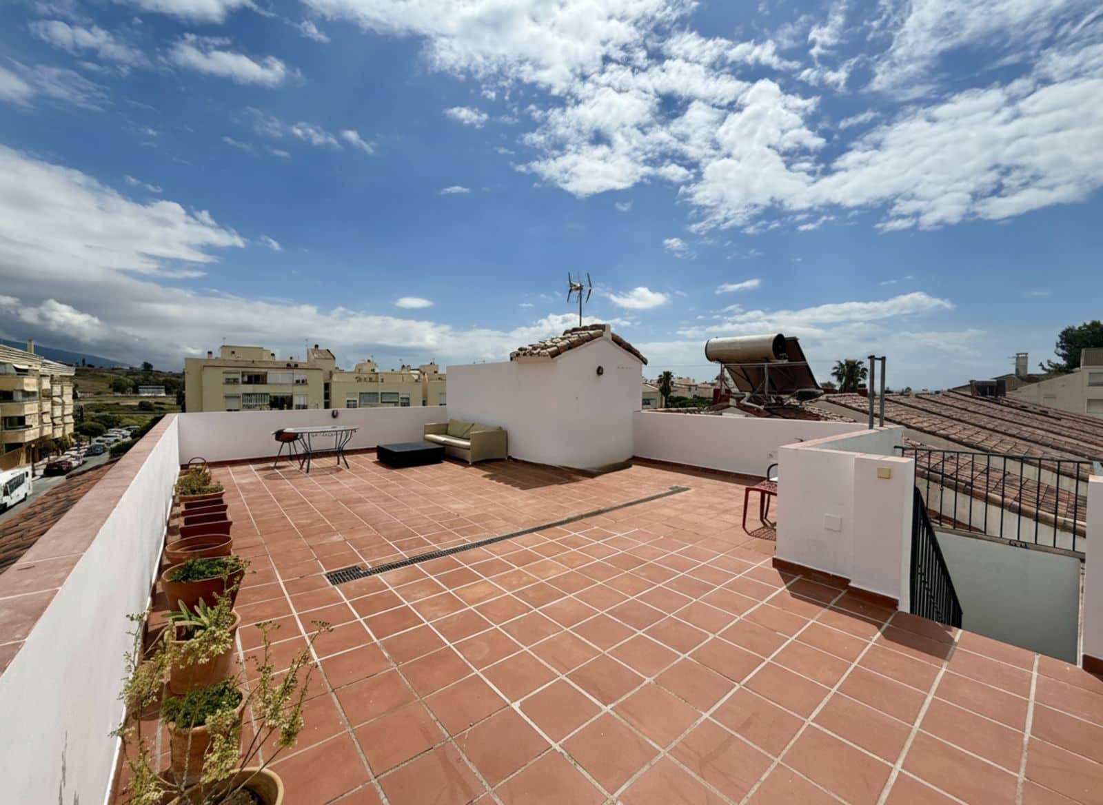 2 bedroom Townhouse for sale in San Pedro de Alcantara - € 375,000 (Ref: 9878379)