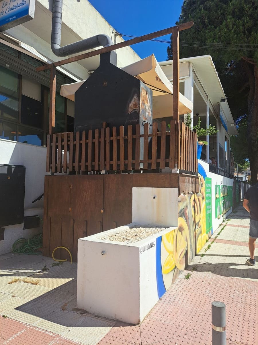Restaurant/Bar til salg i Marbella - € 1.500.000 (Ref: 9878383)