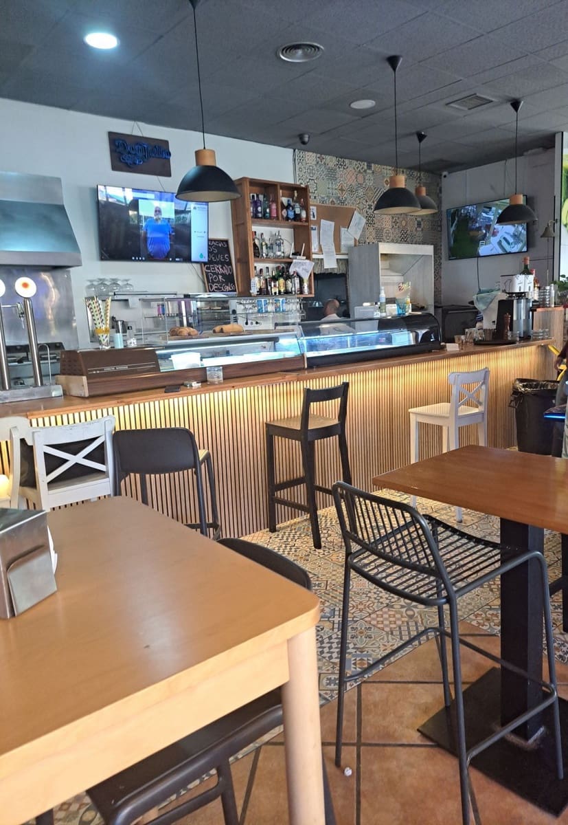 Restaurant/Bar til salg i Marbella - € 1.500.000 (Ref: 9878383)