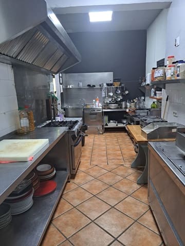 Restaurant/Bar til salg i Marbella - € 1.500.000 (Ref: 9878383)