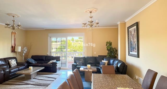 5 soveværelse Villa til salg i Calahonda, Mijas - € 895.000 (Ref: 9878386)