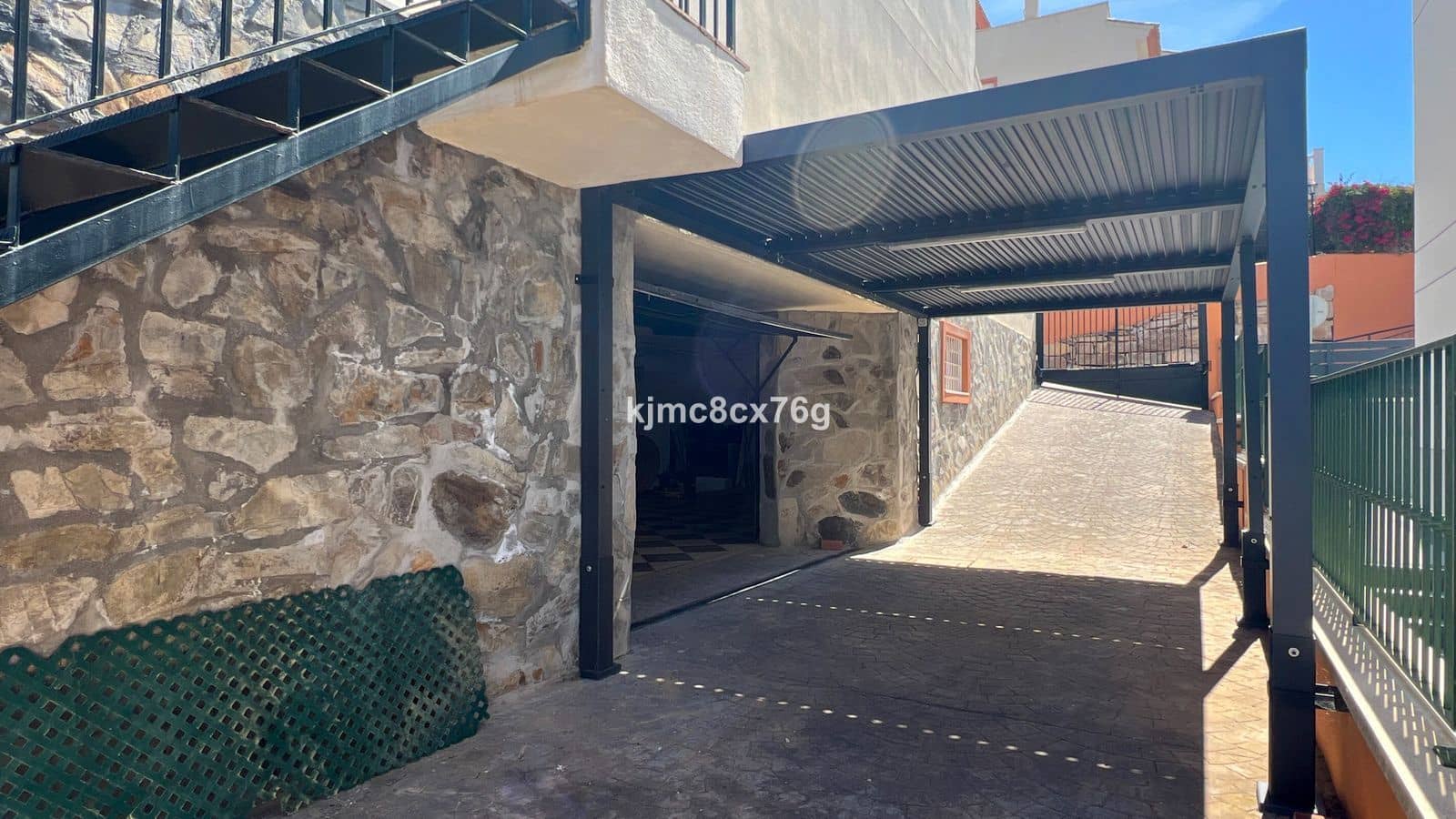 5 soveværelse Villa til salg i Calahonda - € 895.000 (Ref: 9878386)