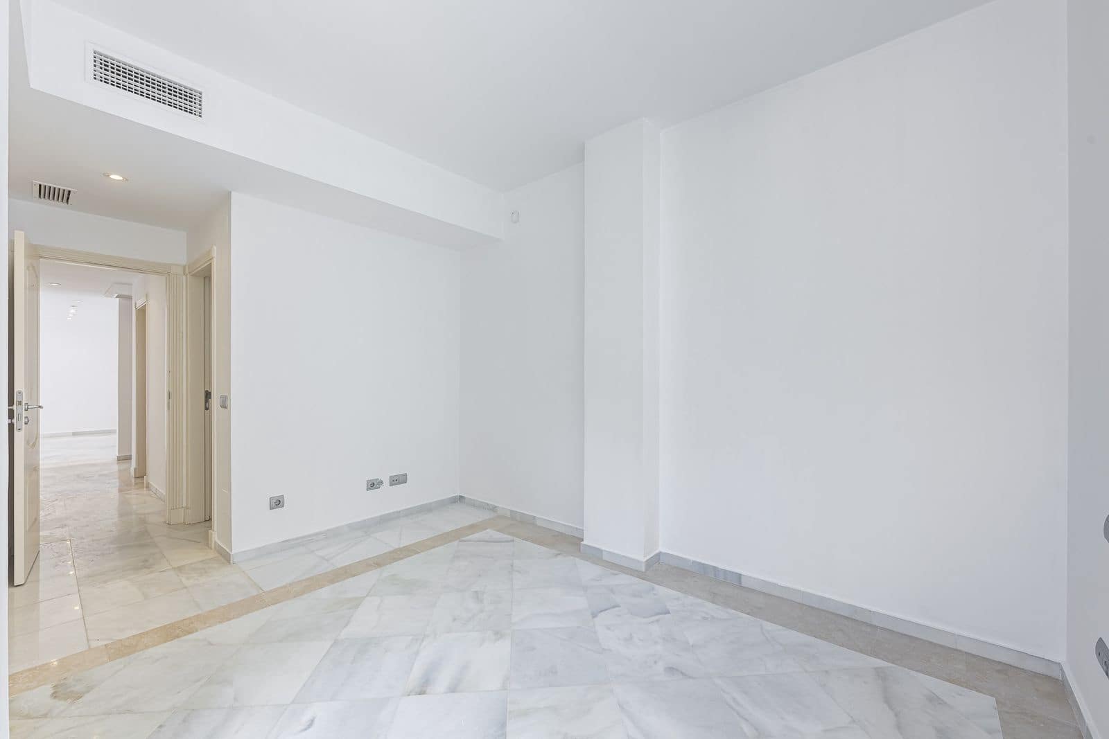 2 chambre Appartement à vendre à Aloha Golf - 520 000 € (Ref: 9878390)