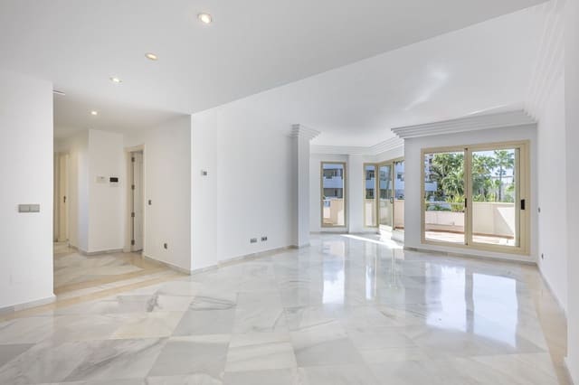 2 chambre Appartement à vendre à Aloha Golf, Marbella - 520 000 € (Ref: 9878390)