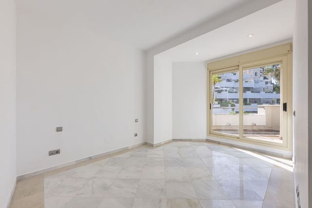2 chambre Appartement à vendre à Aloha Golf, Marbella - 520 000 € (Ref: 9878390)