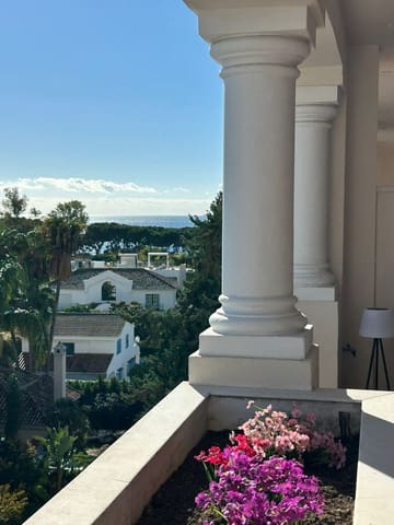 2 slaapkamer Appartement te koop in Golden Mile, Marbella - € 850.000 (Ref: 9878392)