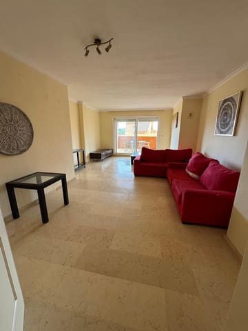 Apartamento de 3 habitaciones en Elviria, Marbella en venta - 450.000 € (Ref: 9878399)