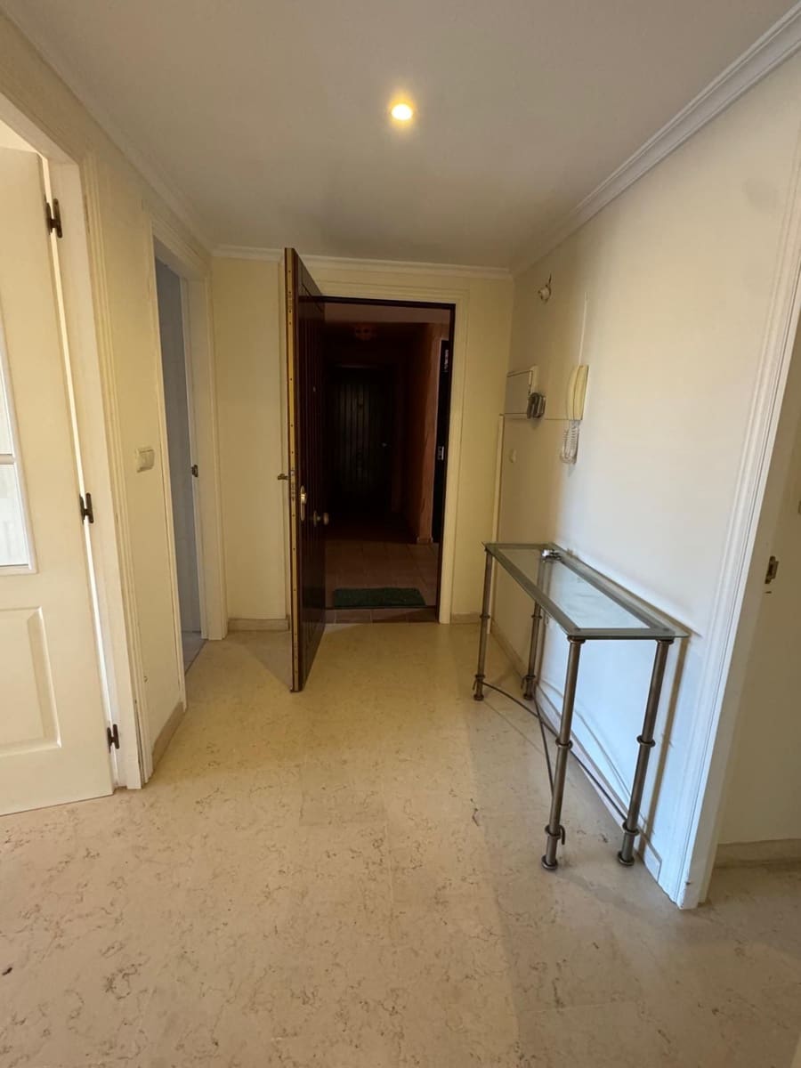 Apartamento de 3 habitaciones en Elviria en venta - 450.000 € (Ref: 9878399)