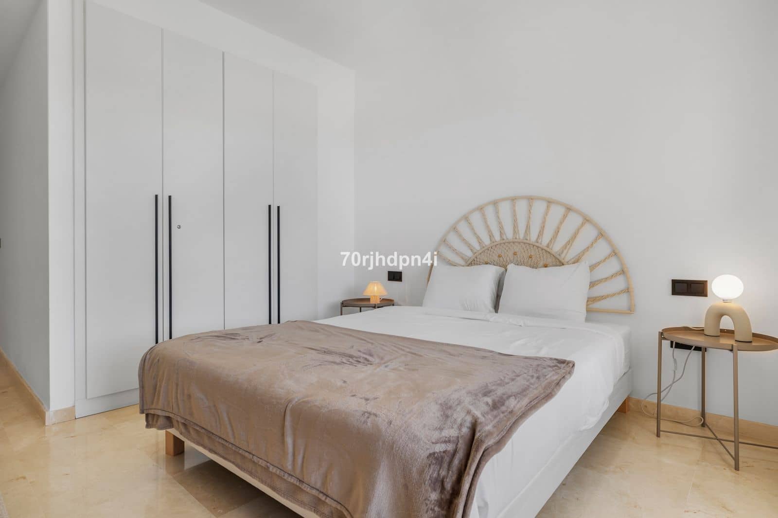3 sypialnia Apartament na sprzedaż w New Golden Mile - 625 000 € (Ref: 9878402)