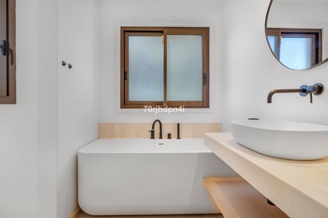 3 sypialnia Apartament na sprzedaż w Selwo, Estepona - 625 000 € (Ref: 9878402)