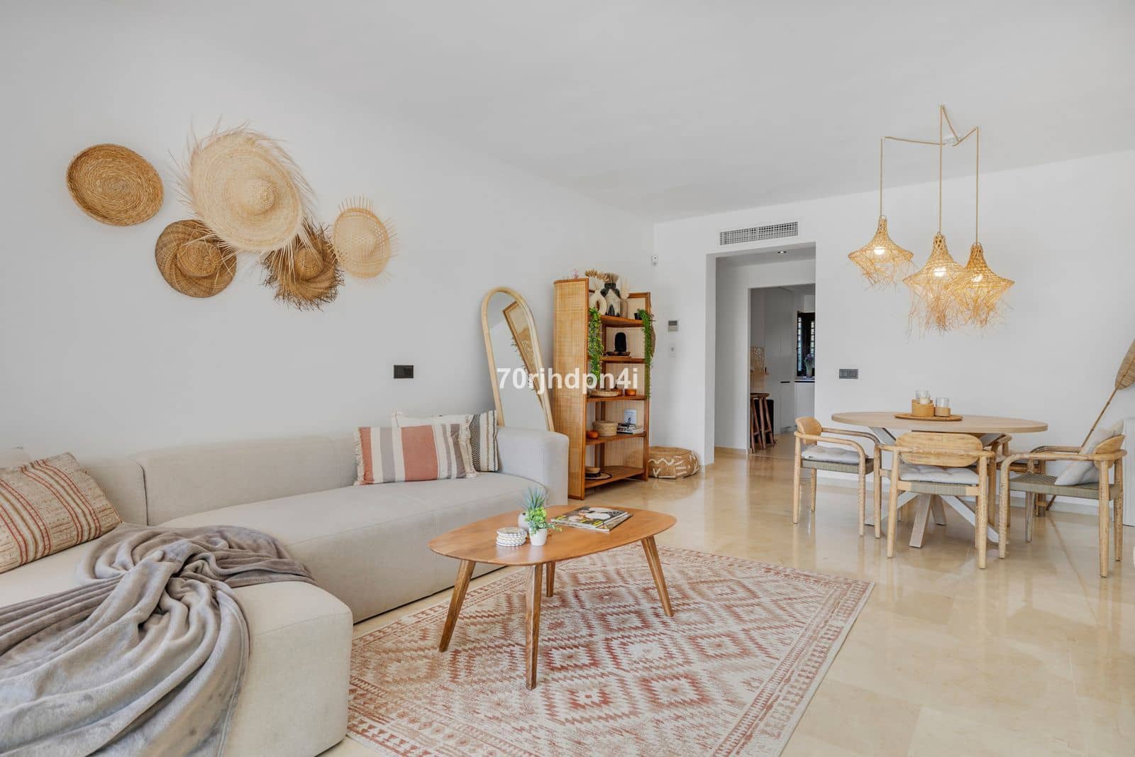 3 sypialnia Apartament na sprzedaż w New Golden Mile - 625 000 € (Ref: 9878402)