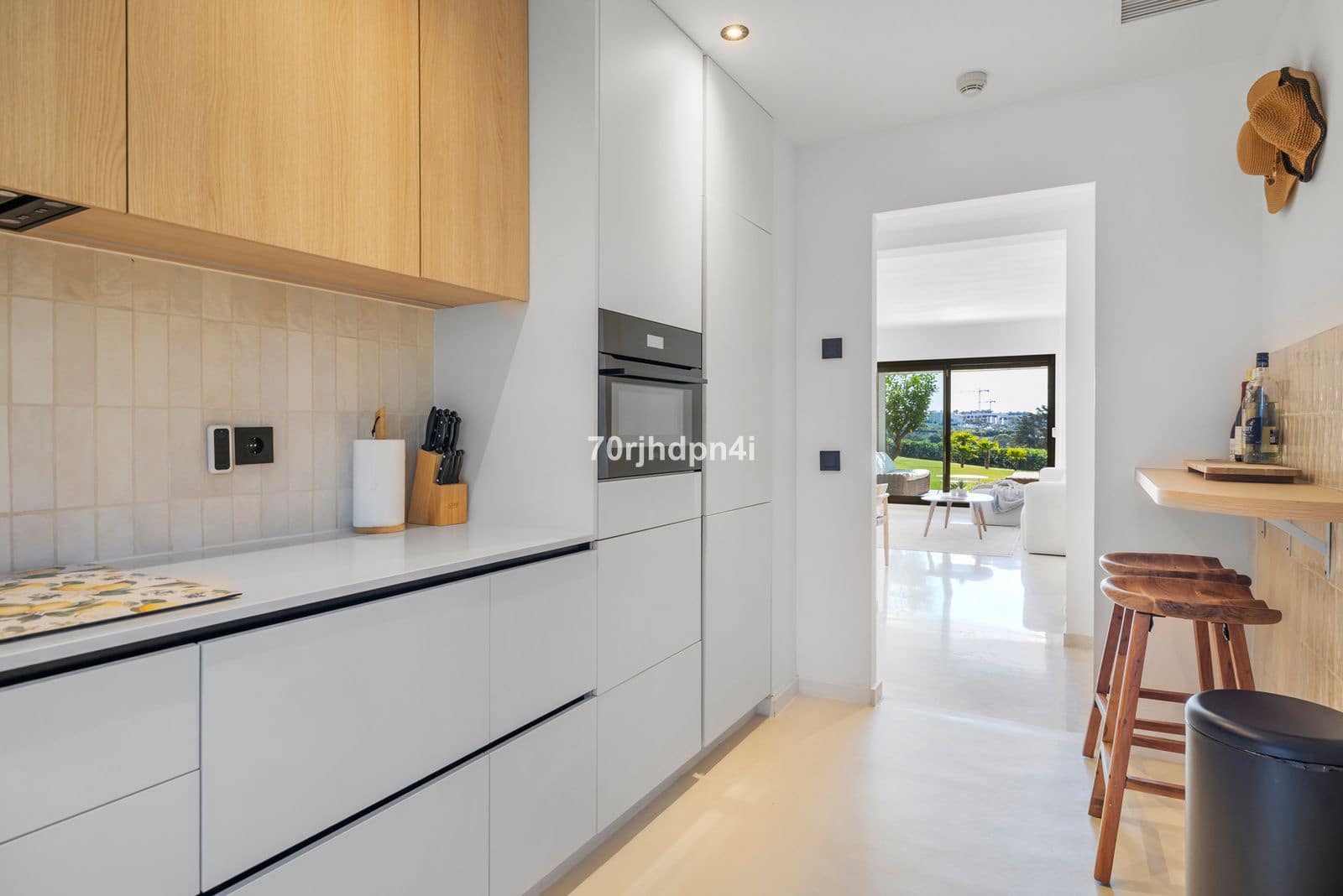 3 sypialnia Apartament na sprzedaż w New Golden Mile - 625 000 € (Ref: 9878402)