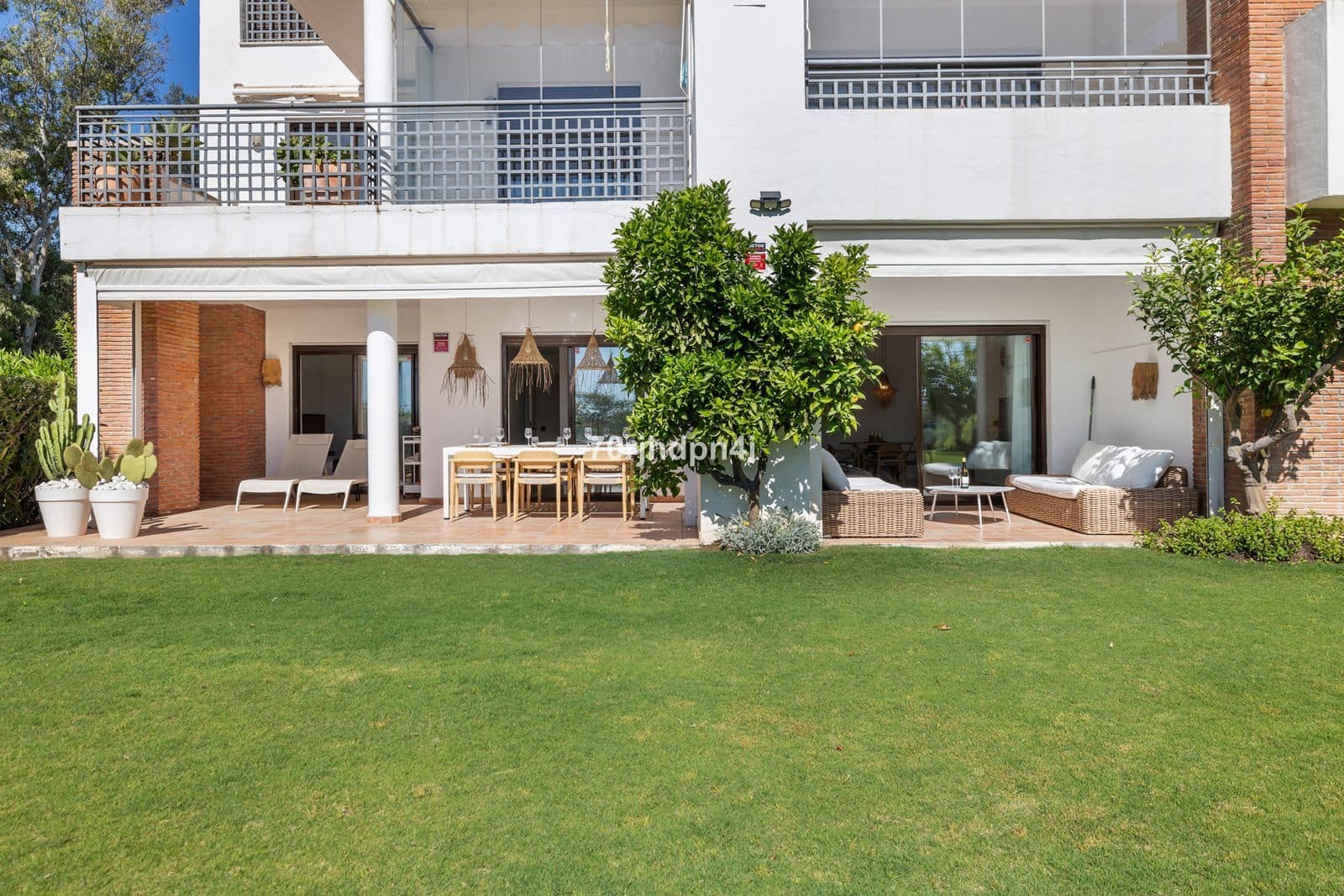 3 sypialnia Apartament na sprzedaż w New Golden Mile - 625 000 € (Ref: 9878402)