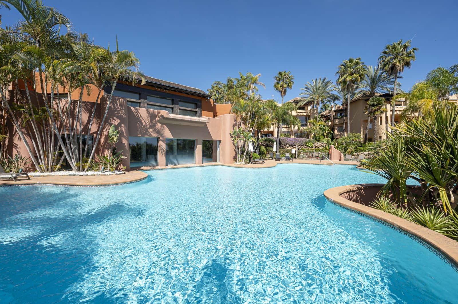 3 bedroom Apartment for sale in Golden Mile - € 1,795,000 (Ref: 9878404)