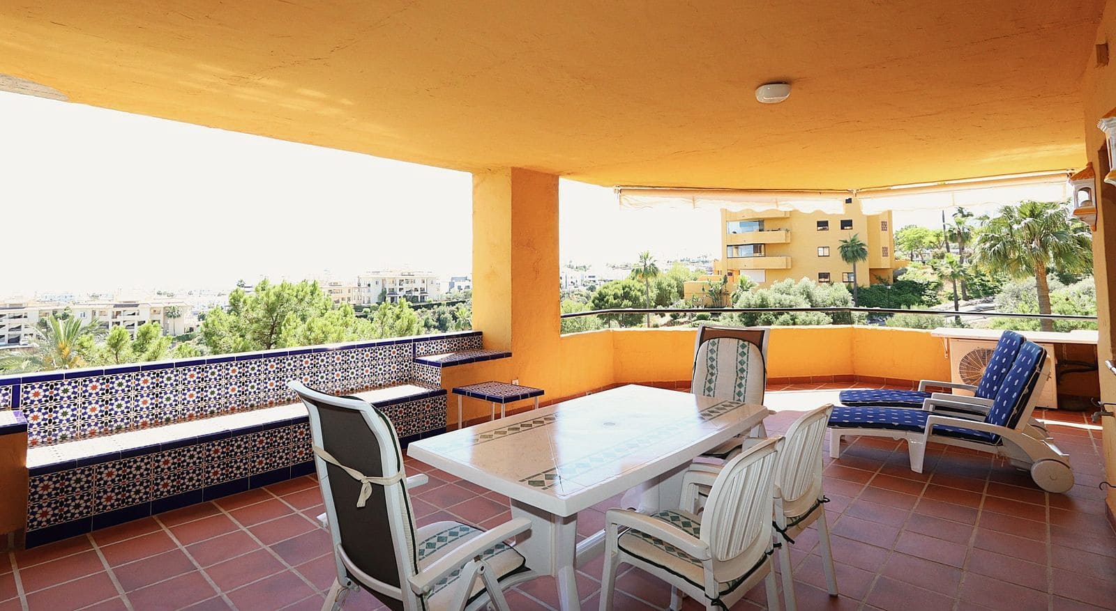 3 sypialnia Apartament na sprzedaż w New Golden Mile - 495 000 € (Ref: 9878407)