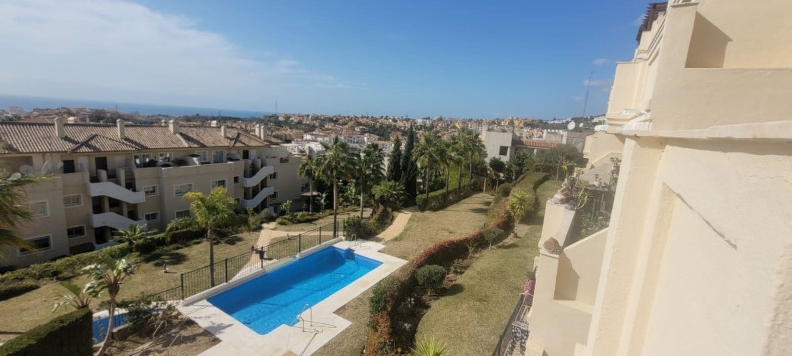 2 soveværelse Lejlighed til salg i Riviera del Sol - € 380.000 (Ref: 9878412)