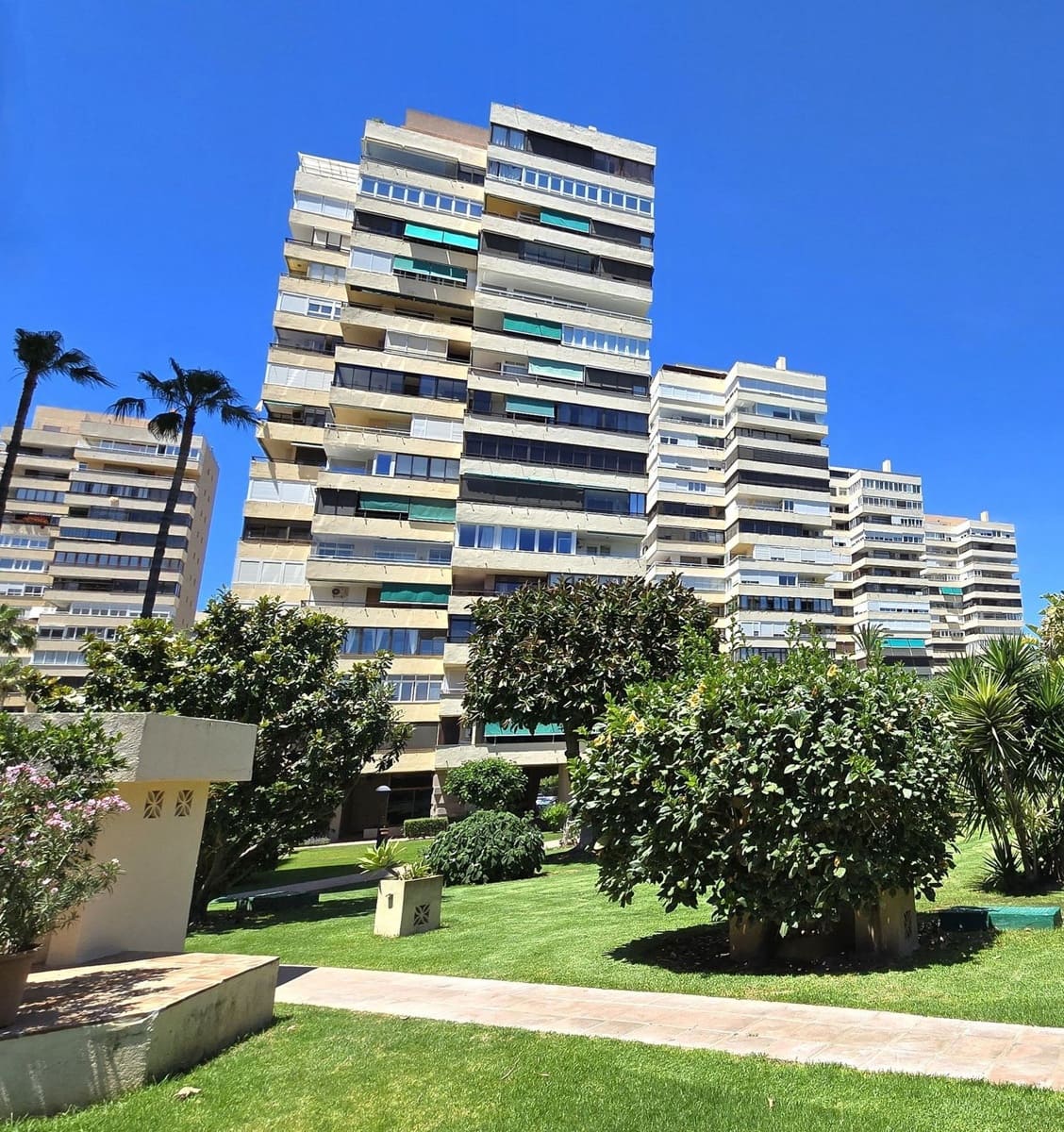 2 soverom Leilighet til salgs i Torremolinos - € 498 000 (Ref: 9878414)