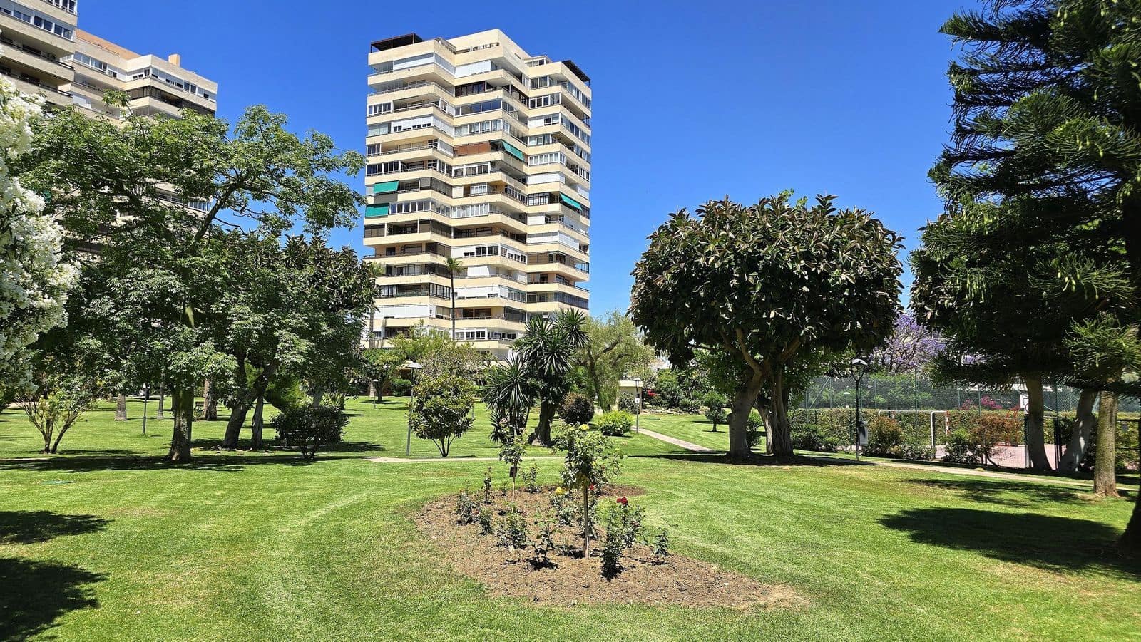 2 soverom Leilighet til salgs i Torremolinos - € 498 000 (Ref: 9878414)