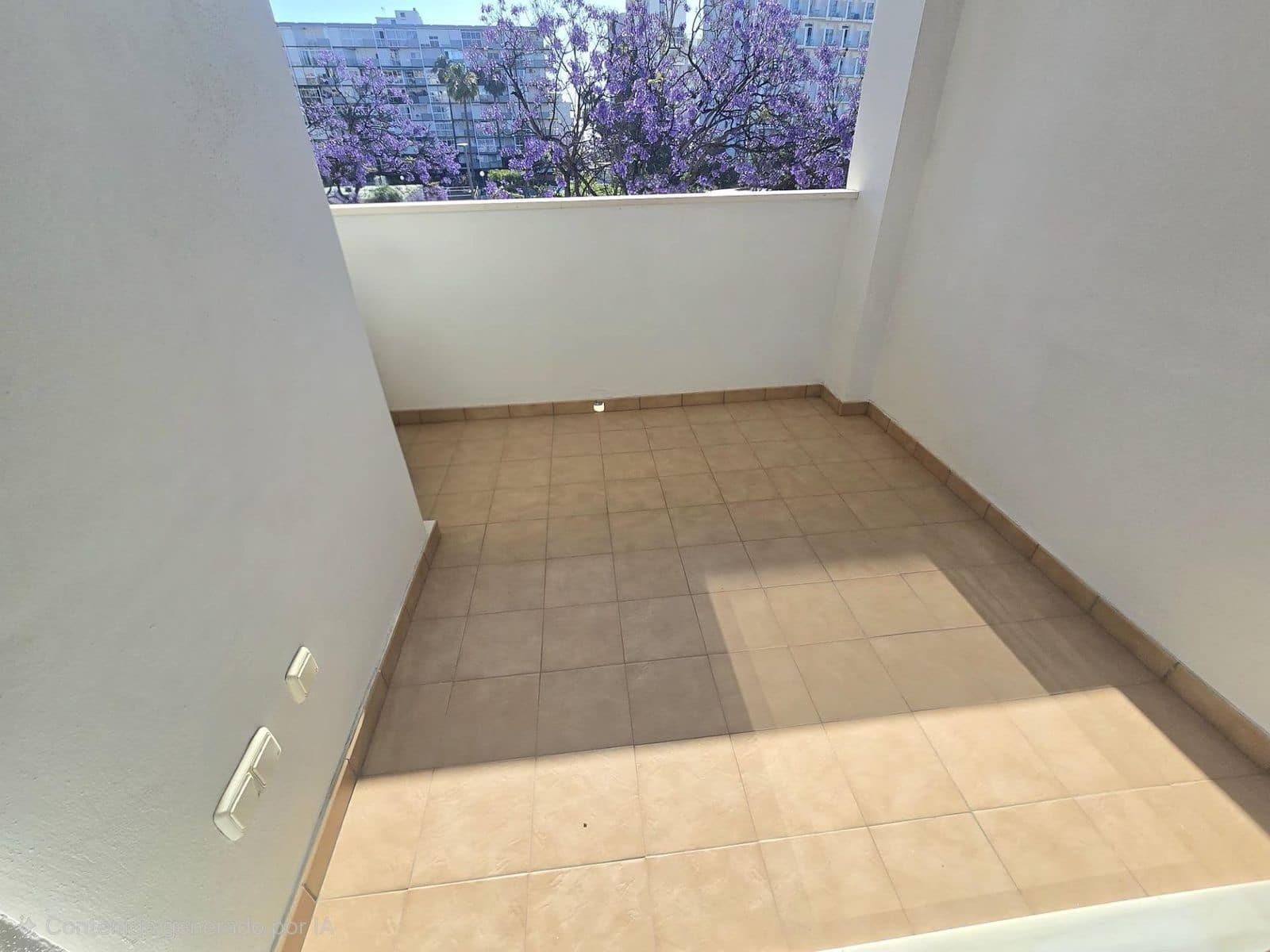 4 soveværelse Semi-Rækkehus til salg i Benalmadena Costa - € 440.000 (Ref: 9878417)