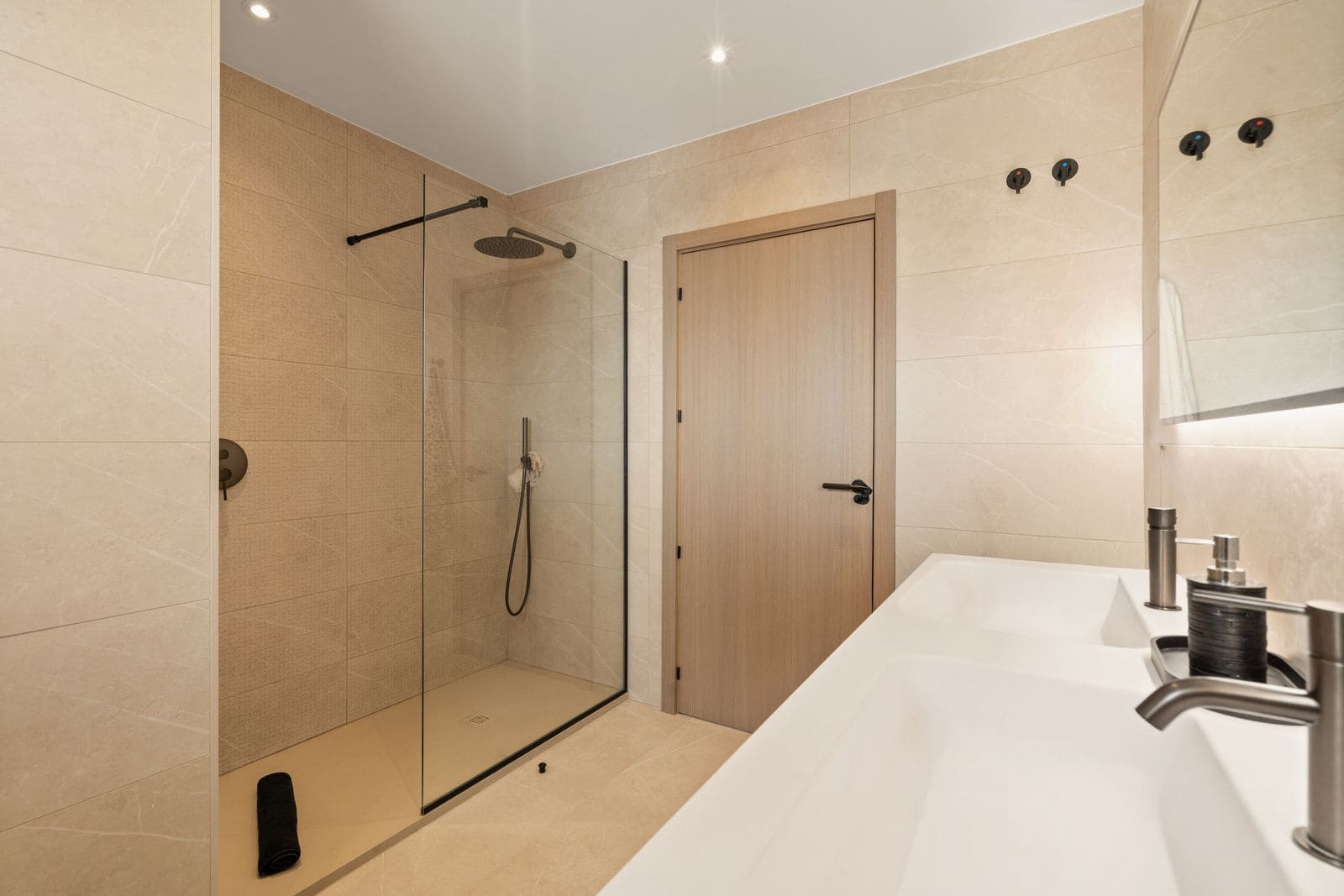 3 slaapkamer Huis te koop in Marbella - € 1.180.000 (Ref: 9878424)