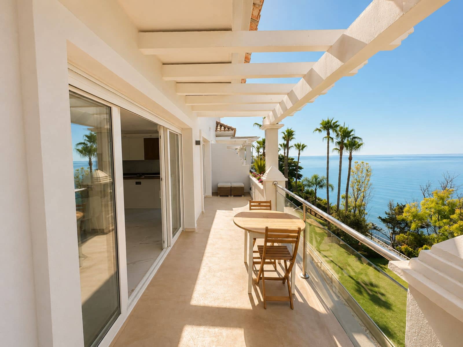 2 sovrum Takvåning till salu i Estepona - 1 395 000 € (Ref: 9878425)