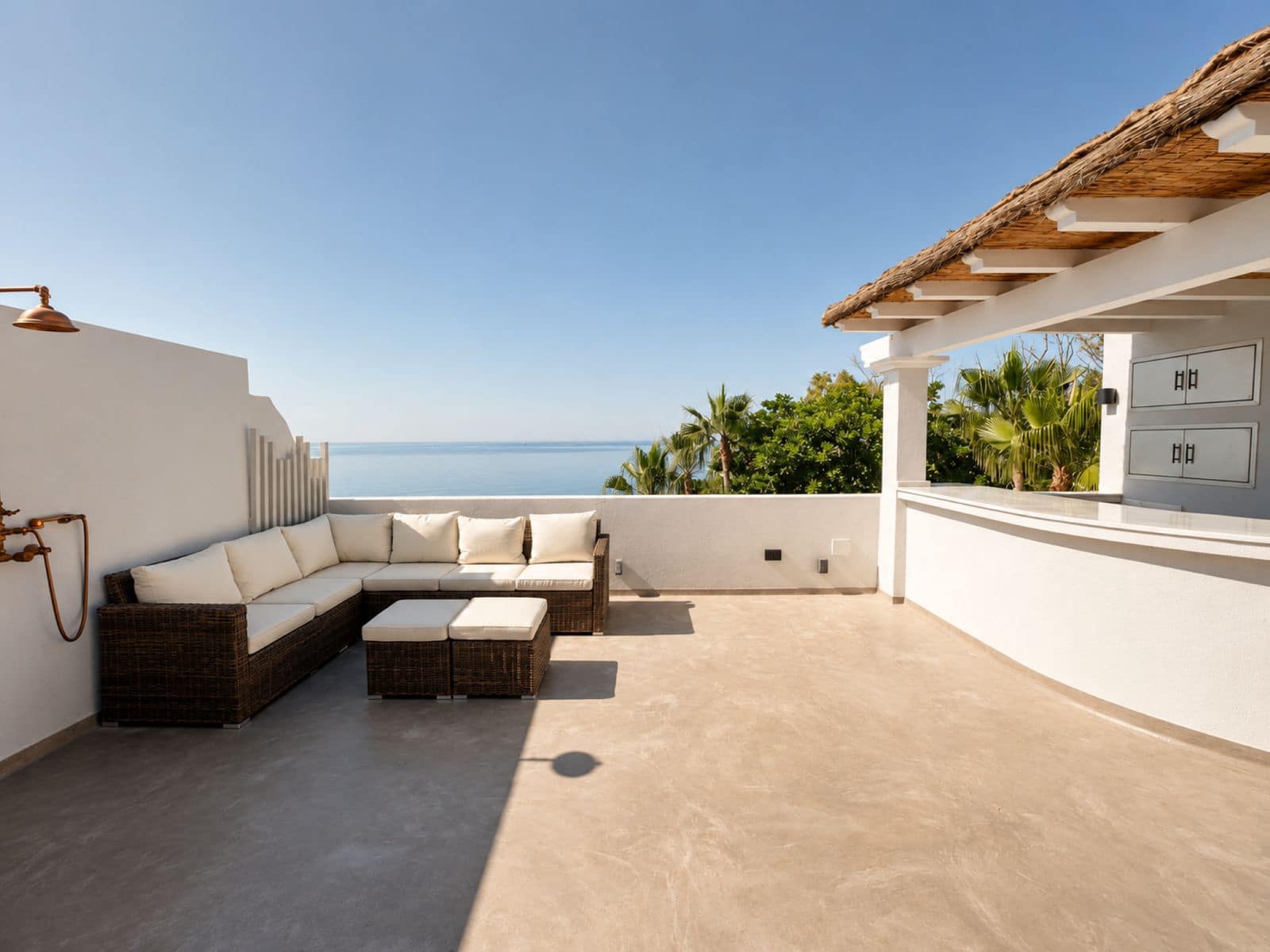 2 sovrum Takvåning till salu i Estepona - 1 395 000 € (Ref: 9878425)