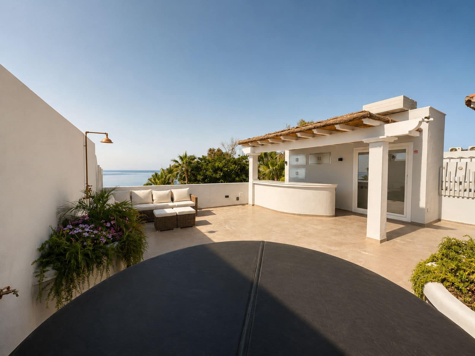 2 sovrum Takvåning till salu i Estepona - 1 395 000 € (Ref: 9878425)