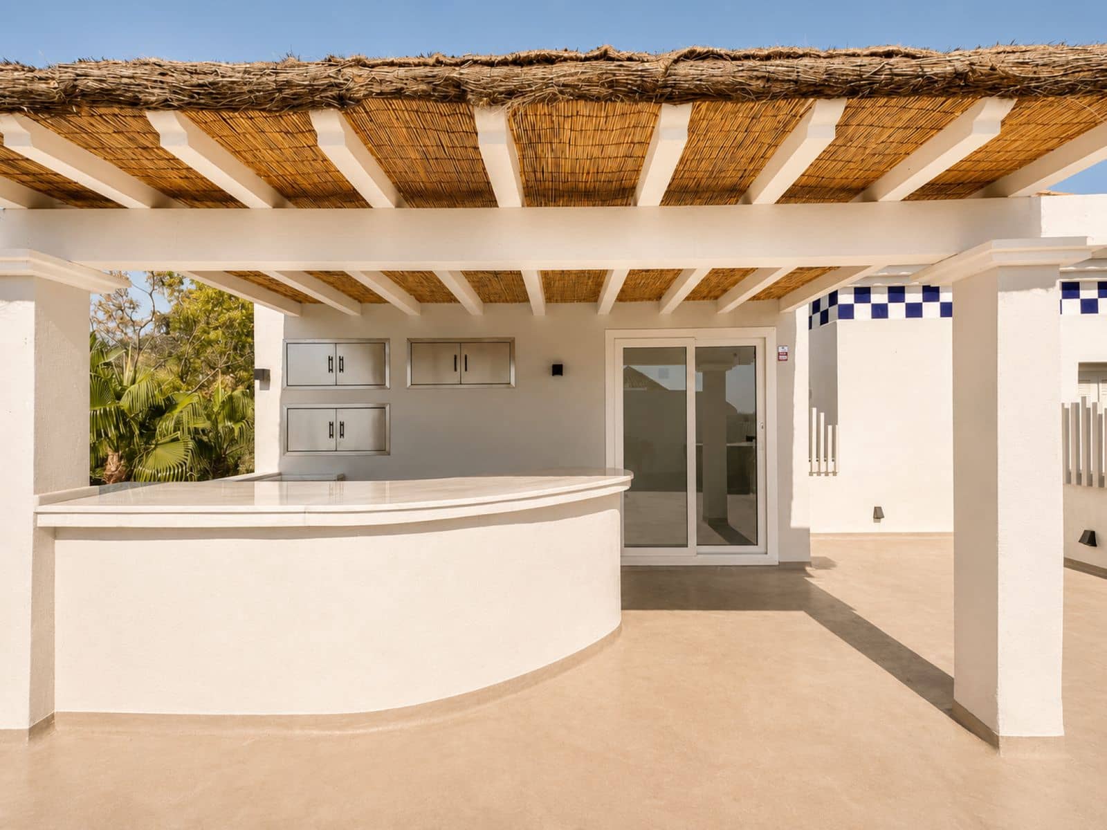 2 sovrum Takvåning till salu i Estepona - 1 395 000 € (Ref: 9878425)