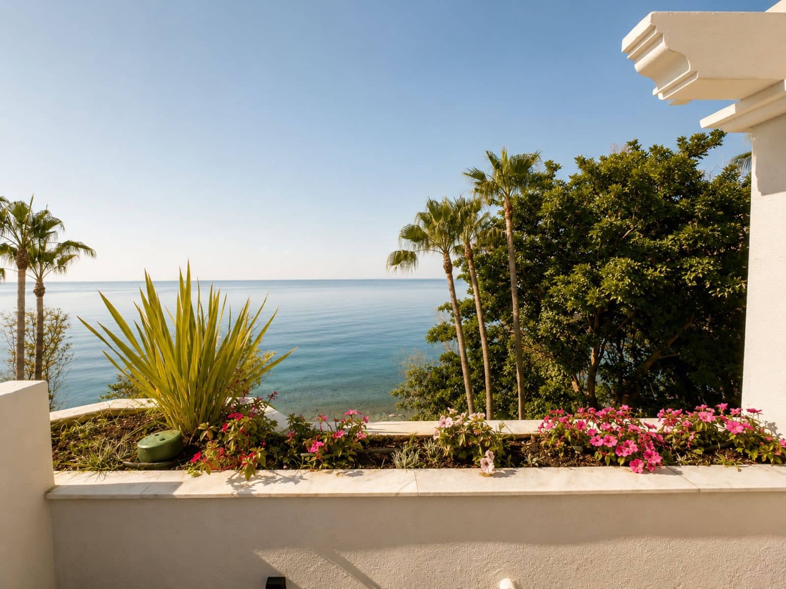 2 sovrum Takvåning till salu i Estepona - 1 395 000 € (Ref: 9878425)