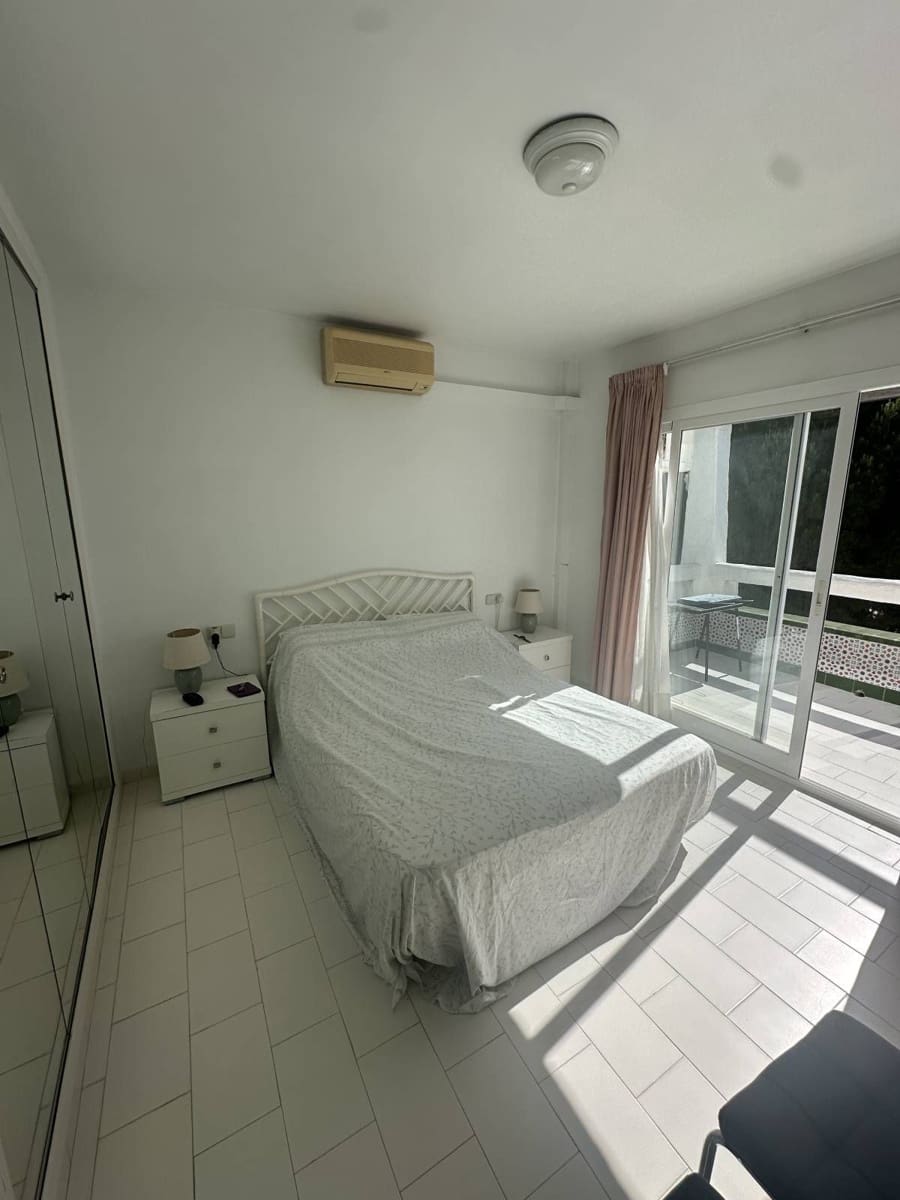 3 soveværelse Lejlighed til salg i Riviera del Sol - € 395.000 (Ref: 9878426)
