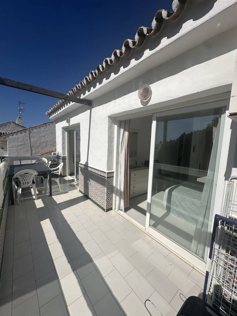 3 soveværelse Lejlighed til salg i Riviera del Sol - € 395.000 (Ref: 9878426)