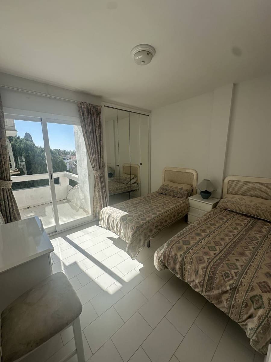 3 soveværelse Lejlighed til salg i Riviera del Sol - € 395.000 (Ref: 9878426)