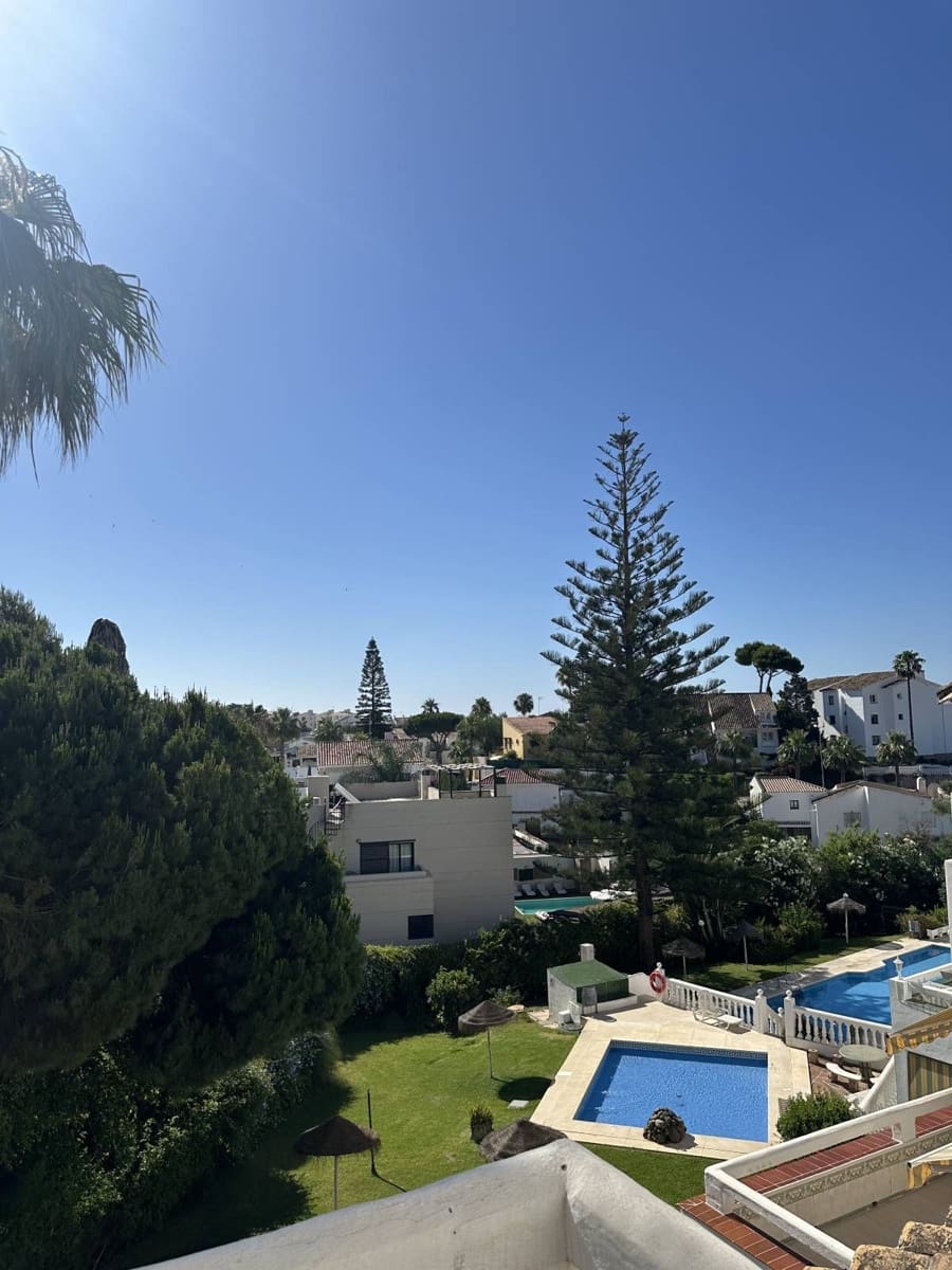 3 soveværelse Lejlighed til salg i Riviera del Sol - € 395.000 (Ref: 9878426)