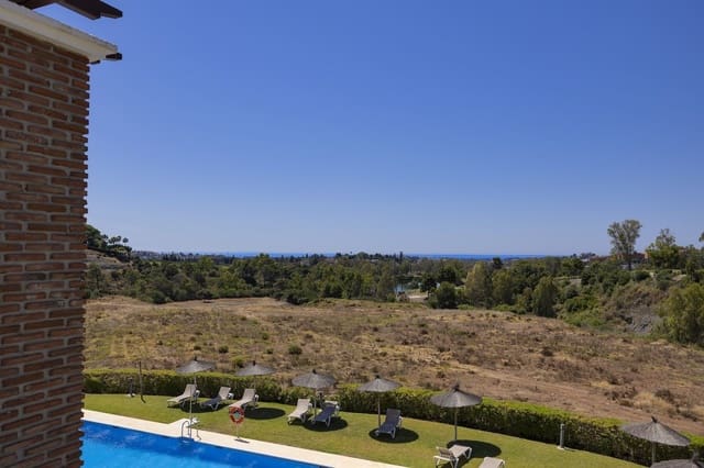 3 soveværelse Penthouse til salg i Los Arqueros, Benahavís - € 545.000 (Ref: 9878427)