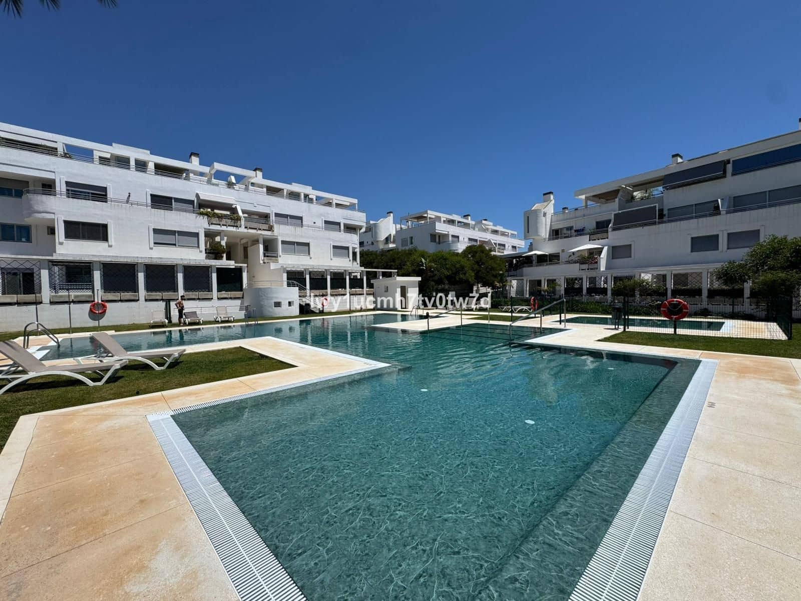 5 sypialnia Penthouse na sprzedaż w La Cala de Mijas - 725 000 € (Ref: 9878430)
