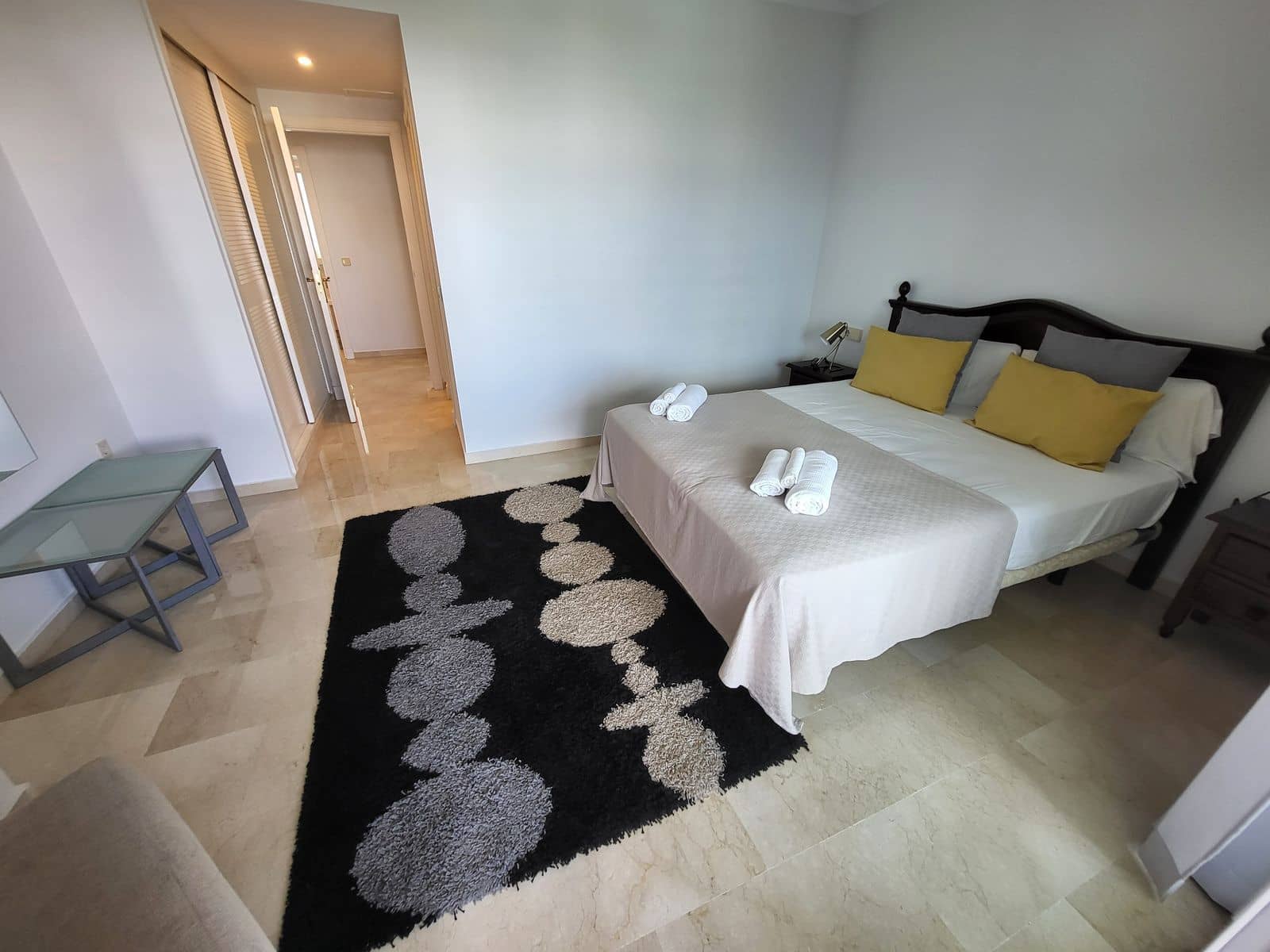 4 slaapkamer Penthouse te koop in Puerto Banus - € 1.050.000 (Ref: 9878435)