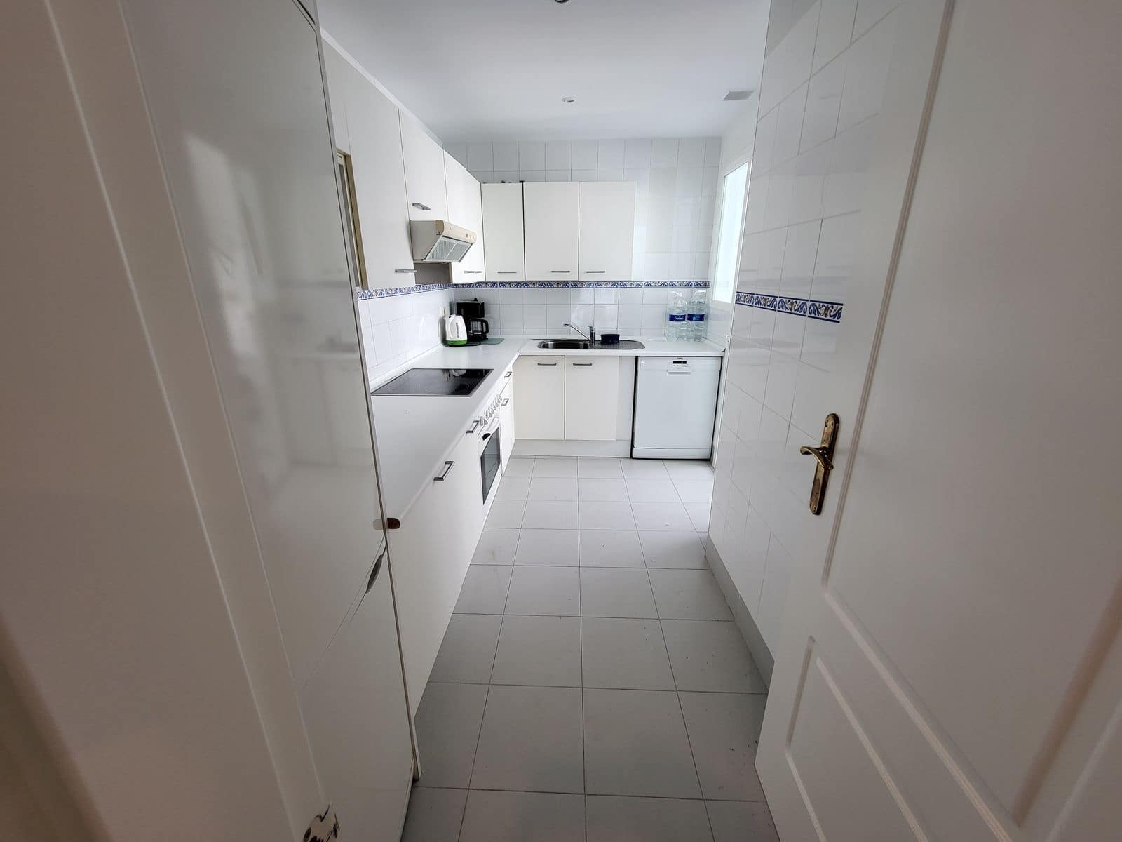 4 slaapkamer Penthouse te koop in Puerto Banus - € 1.050.000 (Ref: 9878435)