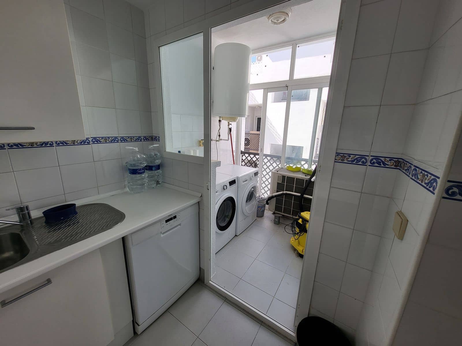 4 slaapkamer Penthouse te koop in Puerto Banus - € 1.050.000 (Ref: 9878435)