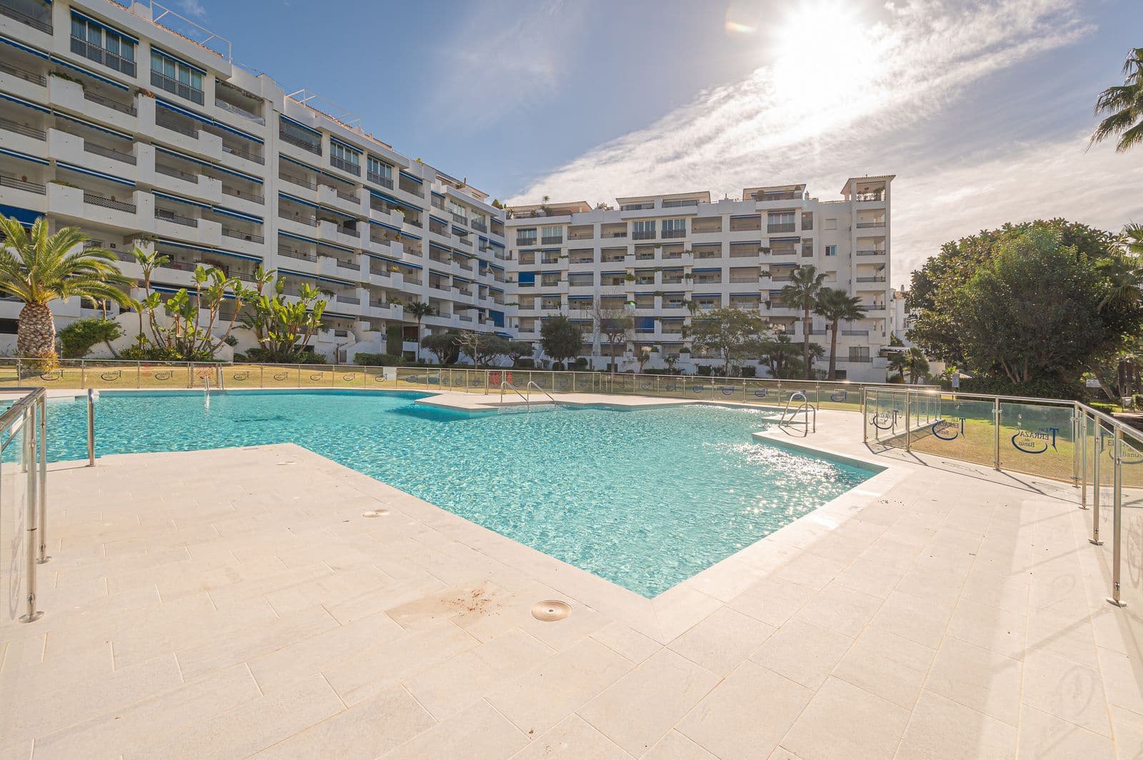 4 slaapkamer Penthouse te koop in Puerto Banus - € 1.050.000 (Ref: 9878435)
