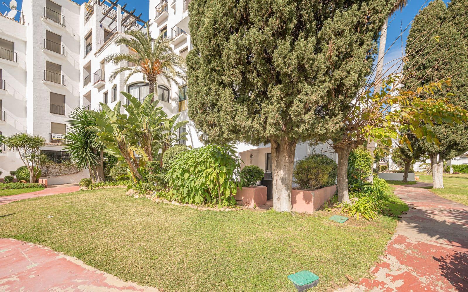 4 slaapkamer Penthouse te koop in Puerto Banus - € 1.050.000 (Ref: 9878435)