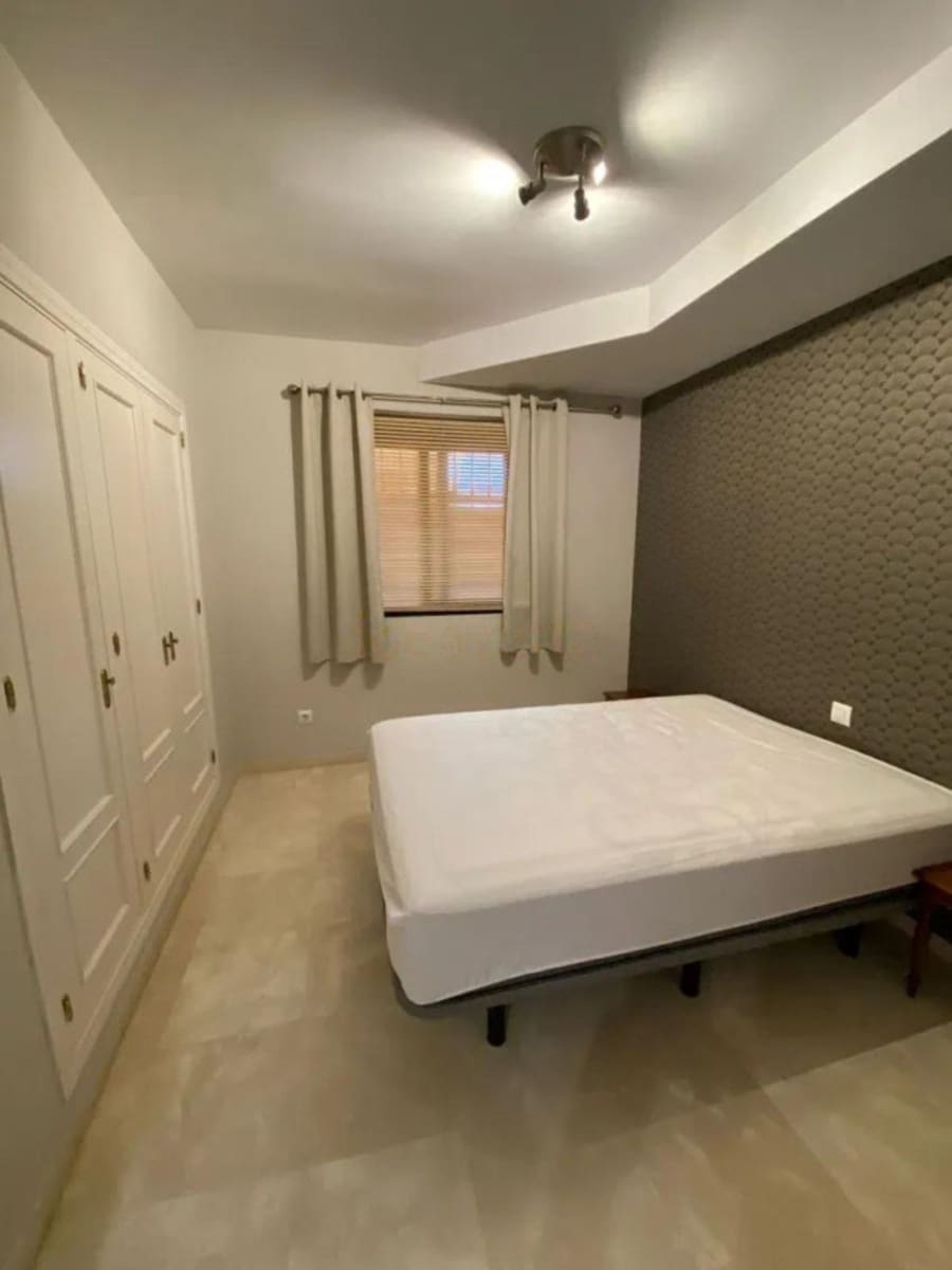 4 soveværelse Penthouse til salg i Estepona - € 590.000 (Ref: 9878437)