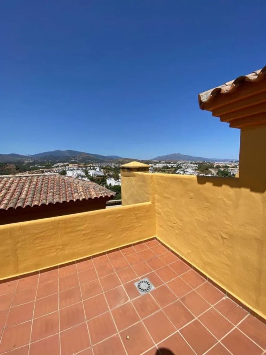 4 soveværelse Penthouse til salg i Estepona - € 590.000 (Ref: 9878437)