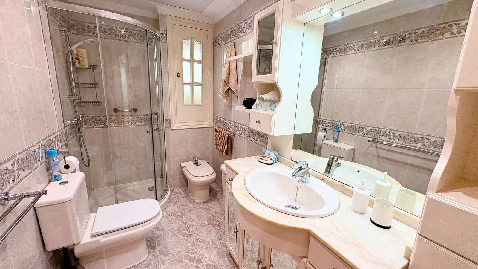 1 soverom Leilighet til salgs i Marbella - € 420 000 (Ref: 9878440)