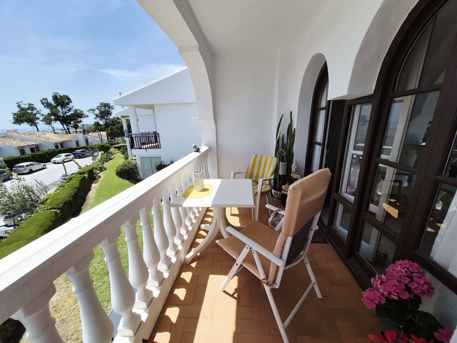 2 soveværelse Lejlighed til salg i Riviera del Sol - € 350.000 (Ref: 9884368)