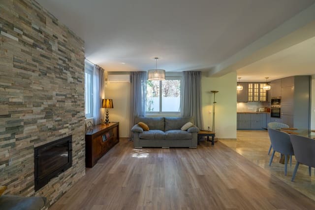4 Zimmer Villa zu verkaufen in Marbesa, Marbella - 1.295.000 € (Ref: 9884381)