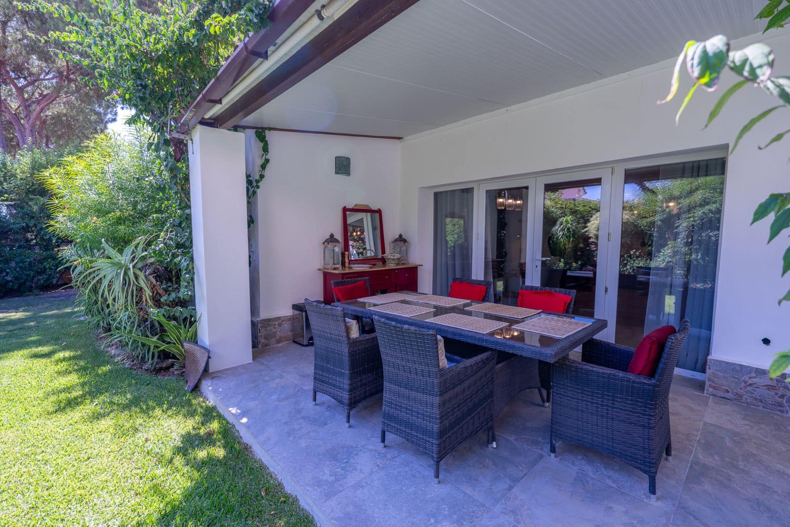 4 Zimmer Villa zu verkaufen in Marbesa - 1.295.000 € (Ref: 9884381)