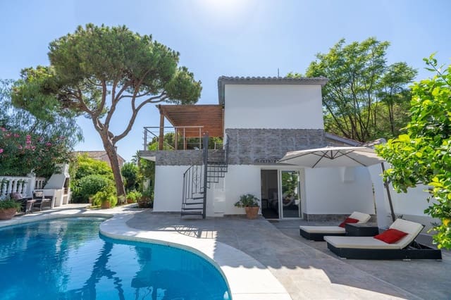 4 Zimmer Villa zu verkaufen in Marbesa, Marbella - 1.295.000 € (Ref: 9884381)