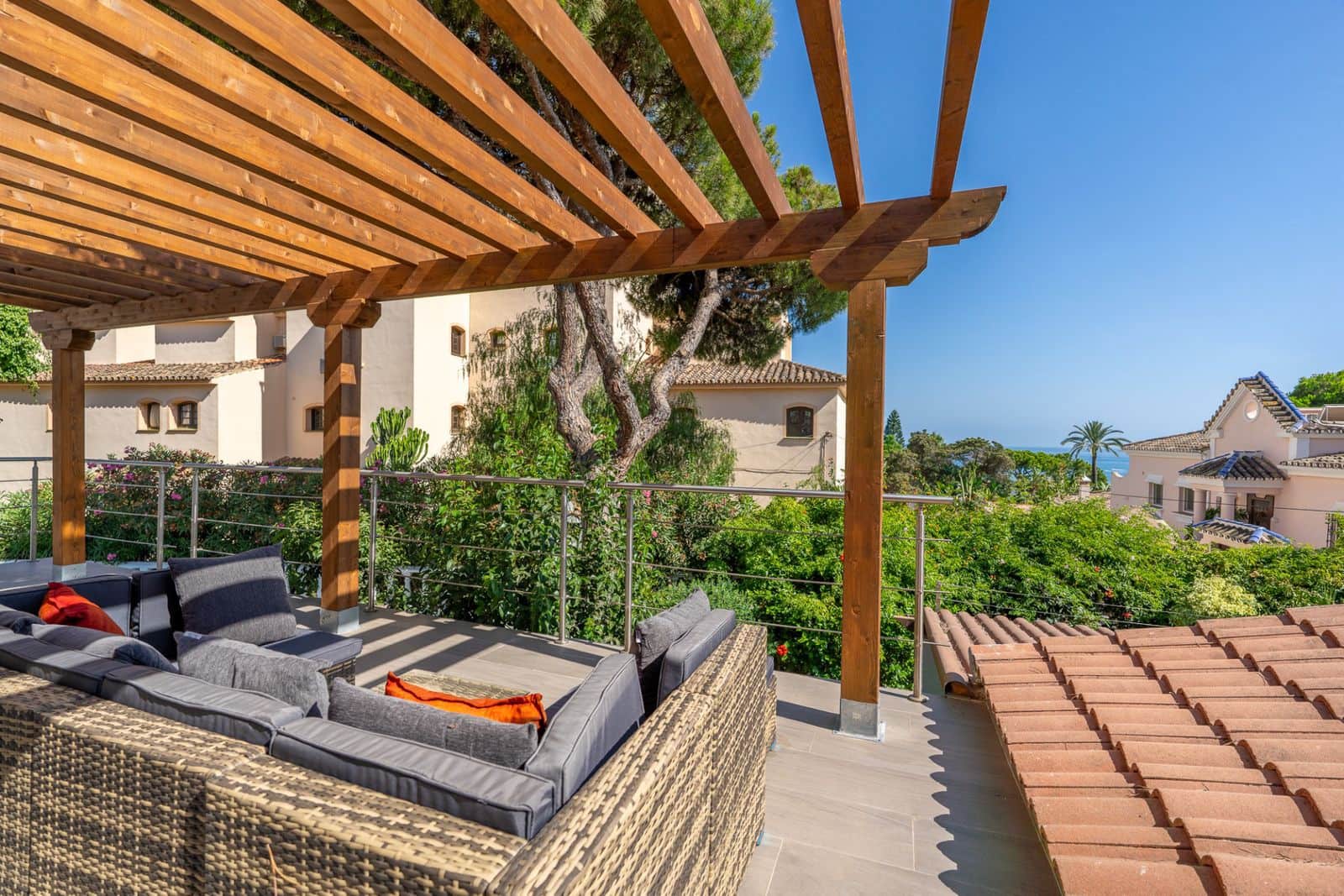 4 Zimmer Villa zu verkaufen in Marbesa - 1.295.000 € (Ref: 9884381)