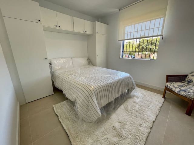 3 sypialnia Dom na sprzedaż w Nueva Andalucia, Marbella - 785 000 € (Ref: 9884382)